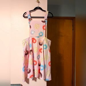 Donut Pinafore